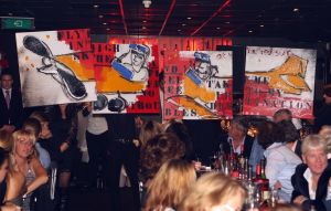 11-11-2009 SHOWBIZZ; STERRENFONDS VAN FRANS BAUER LAAT KINDEREN STRALEN IN 2010. het was een prachtige gezellige avond in The Red Sun te Blaricum waar eigenaresse  Wimmy Hu weer een fondswervende  avond organiseerde voor het Sterrenfonds van oa Frans Bauer. Vele artiesten waren komen opdraven om er samen een mooie avond van te maken. Belangen loos traden op Frans Bauer, Jeroen van der Boom, Rene Froger,Birgit Lewis,Dre Hazes en Glennis Grace. Veiling meester Junior Zegger toverde meer dan 200.000 euries uit de zakken en Richard Stooker een top goochelaar uit Breda liet iedereen achter met meer dan een vraag teken, hoe is dat nou mogelijk. Het Red Sun menu was meer dan voortreffelijk en Wimmy Hu werd door Frans Bauer officeel onder scheiden met een prachtige diamanten speld. Het Sterrenfons zet zich in voor kinderen in Nederland die niet voluit kinderen kunnen zijn.Het Sterrenfonds laat kinderen weer stralen en Wimmy Hu heeft haar steentje  daar aan bijgedragen met deze avond. Wie volgt, wie helpt onze kinderen beter worden en wie laat ze weer stralen van geluk. 
foto: Albert den Iseger.
