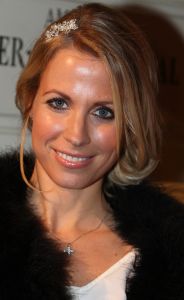 29-10-2009 SHOWBIZZ; STERREN STRAALDEN AAN DE HEMEL EN IN HET AMSTELHOTEL. De jaarlijkse Beau Monde awards werden weer uitgereikt in het Amstelhotel. Iedereen die maar IETS  is in de glamour wereld was op komen draven om het feestje mee te vieren. Grote winnaars werden Lieke van Lexmond- Kim Feenstra en Irene Moors.
foto: Albert den Iseger