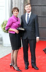 26-11-2010 KONINKLIJK HUIS; PRINS CARLOS DE BOURBON DE PARME EN ANNEMARIE GUALTHERIE VAN WEZEL GAVEN ELKAAR HET JA WOORD. De kerkelijke inzegening vond plaats in de Ter Kameren Abdij in Brussel. Bij hun huwelijk waren veel Koninklijke gasten aanwezig.Tijdens deze heuglijke dag werd tevens bekend gemaakt dat Prinses Margarita  in verwachting is van hun tweede kind. `zij en haar man Tjalling ten Cate verwachten de baby volgend voorjaar.
foto: Albert den Iseger