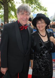 03-10-2010 SHOWBIZZ; PREMIERE PETTICOAT MUSICAL TE AMSTERDAM. De triomf, het ovationele applaus en de ontlading bij Petticoat en Chantal Janzen.
foto: Albert den Iseger