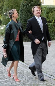 26-11-2010 KONINKLIJK HUIS; PRINS CARLOS DE BOURBON DE PARME EN ANNEMARIE GUALTHERIE VAN WEZEL GAVEN ELKAAR HET JA WOORD. De kerkelijke inzegening vond plaats in de Ter Kameren Abdij in Brussel. Bij hun huwelijk waren veel Koninklijke gasten aanwezig.Tijdens deze heuglijke dag werd tevens bekend gemaakt dat Prinses Margarita  in verwachting is van hun tweede kind. `zij en haar man Tjalling ten Cate verwachten de baby volgend voorjaar.
foto: Albert den Iseger