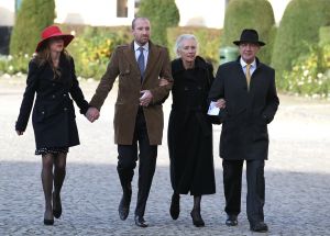 26-11-2010 KONINKLIJK HUIS; PRINS CARLOS DE BOURBON DE PARME EN ANNEMARIE GUALTHERIE VAN WEZEL GAVEN ELKAAR HET JA WOORD. De kerkelijke inzegening vond plaats in de Ter Kameren Abdij in Brussel. Bij hun huwelijk waren veel Koninklijke gasten aanwezig.Tijdens deze heuglijke dag werd tevens bekend gemaakt dat Prinses Margarita  in verwachting is van hun tweede kind. `zij en haar man Tjalling ten Cate verwachten de baby volgend voorjaar.
foto: Albert den Iseger