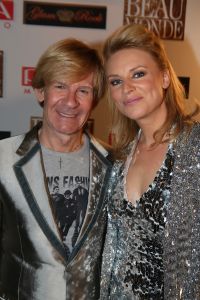 12-11-2012 SHOWBIZZ; BEAU MONDE AWARDS 2012 IN AMSTELHOTEL. Vandaag werden de BEAU MONDE AWARDS 2012 uitgereikt in het Amstel hotel. Tout bekend Nederland hulde zich vanavond in zijn of haar mooiste outfit met GLITTER ROCK. Sylvie van der Vaart won de style award, Ylaonthe Sneijder-Cabau won de Cover Award, Nikki Plesssen kreeg de meeste stemmen voor de Leco Look Award en Leotien van Moorsel ontvang de Make over Award.
foto: Albert den Iseger.