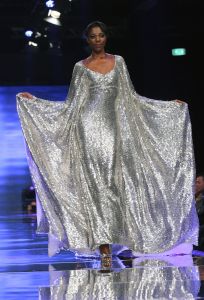 11-11-2012 SHOWBIZZ; ADDY VAN DE KROMMENACKER 10 JAAR HAUTE COUTURE.  In november 2002 presenteerde Addy van den Krommenacker zijn eerste couture ontwerpen tijdens de Beau Monde Awards in Amsterdam. Nu, 10 jaar later, kijken we terug op een decennium Addy van den Krommenacker met vele hoogtepunten in zijn succesvolle carriere. 

Addy viert dit jubileum met een grote Celebration Show op 11 november in The Harbour Club te Amsterdam. Dit is de eerste keer dat naast relaties, bekende Nederlanders en pers een catwalkshow van Addy ook toegankelijk is voor de consument. De show geeft een terugblik op de carriere van Addy van den Krommenacker en zal tevens een overzicht zijn van Addy s meest bekende creaties. Alle bewonderaars van Addy kunnen via de website www.addyvandenkrommenacker.nl een toegangskaart bemachtigen. De gasten ontvangen een goodie bag met onder andere een arrangement van Zwaluwhoeve Wellness resort en een haarproduct van L ANZA Healing Haircare.

Tijdens deze show vindt de lancering plaats van twee speciale collecties die Addy ter gelegenheid van zijn tienjarig jubileum heeft ontworpen. Voor zijn fans bij Steps ontwierp Addy de Addy for Steps Celebration Collection als toegift op de zeer succesvolle eenmalige voorjaarscollectie van afgelopen jaar. De collectie is genspireerd op highlights uit de carriere van Addy en bestaat uit feestelijke  must haves in de favoriete kleuren van de ontwerper; zwart, champagne en fuchsia. Na de show zal er voor de aanwezige consumenten een exclusieve voorverkoop zijn. Vanaf de dag na de Celebration Show is de collectie verkrijgbaar in geselecteerde Steps winkels in Nederland en Belgi. 

Daarnaast ontwierp Addy ook een Special Limited Celebration Collection  SLC collection  voor zijn pret a porter label Addy by Addy van den Krommenacker.
Foto: Albert den Iseger