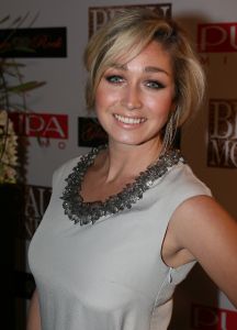 12-11-2012 SHOWBIZZ; BEAU MONDE AWARDS 2012 IN AMSTELHOTEL. Vandaag werden de BEAU MONDE AWARDS 2012 uitgereikt in het Amstel hotel. Tout bekend Nederland hulde zich vanavond in zijn of haar mooiste outfit met GLITTER ROCK. Sylvie van der Vaart won de style award, Ylaonthe Sneijder-Cabau won de Cover Award, Nikki Plesssen kreeg de meeste stemmen voor de Leco Look Award en Leotien van Moorsel ontvang de Make over Award.
foto: Albert den Iseger.