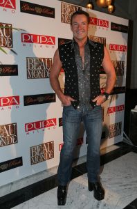 12-11-2012 SHOWBIZZ; BEAU MONDE AWARDS 2012 IN AMSTELHOTEL. Vandaag werden de BEAU MONDE AWARDS 2012 uitgereikt in het Amstel hotel. Tout bekend Nederland hulde zich vanavond in zijn of haar mooiste outfit met GLITTER ROCK. Sylvie van der Vaart won de style award, Ylaonthe Sneijder-Cabau won de Cover Award, Nikki Plesssen kreeg de meeste stemmen voor de Leco Look Award en Leotien van Moorsel ontvang de Make over Award.
foto: Albert den Iseger.