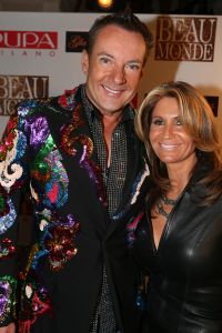 12-11-2012 SHOWBIZZ; BEAU MONDE AWARDS 2012 IN AMSTELHOTEL. Vandaag werden de BEAU MONDE AWARDS 2012 uitgereikt in het Amstel hotel. Tout bekend Nederland hulde zich vanavond in zijn of haar mooiste outfit met GLITTER ROCK. Sylvie van der Vaart won de style award, Ylaonthe Sneijder-Cabau won de Cover Award, Nikki Plesssen kreeg de meeste stemmen voor de Leco Look Award en Leotien van Moorsel ontvang de Make over Award.
foto: Albert den Iseger.