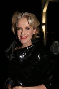 11-11-2012 SHOWBIZZ; ADDY VAN DE KROMMENACKER 10 JAAR HAUTE COUTURE.  In november 2002 presenteerde Addy van den Krommenacker zijn eerste couture ontwerpen tijdens de Beau Monde Awards in Amsterdam. Nu, 10 jaar later, kijken we terug op een decennium Addy van den Krommenacker met vele hoogtepunten in zijn succesvolle carriere. 

Addy viert dit jubileum met een grote Celebration Show op 11 november in The Harbour Club te Amsterdam. Dit is de eerste keer dat naast relaties, bekende Nederlanders en pers een catwalkshow van Addy ook toegankelijk is voor de consument. De show geeft een terugblik op de carriere van Addy van den Krommenacker en zal tevens een overzicht zijn van Addy s meest bekende creaties. Alle bewonderaars van Addy kunnen via de website www.addyvandenkrommenacker.nl een toegangskaart bemachtigen. De gasten ontvangen een goodie bag met onder andere een arrangement van Zwaluwhoeve Wellness resort en een haarproduct van L ANZA Healing Haircare.

Tijdens deze show vindt de lancering plaats van twee speciale collecties die Addy ter gelegenheid van zijn tienjarig jubileum heeft ontworpen. Voor zijn fans bij Steps ontwierp Addy de Addy for Steps Celebration Collection als toegift op de zeer succesvolle eenmalige voorjaarscollectie van afgelopen jaar. De collectie is genspireerd op highlights uit de carriere van Addy en bestaat uit feestelijke  must haves in de favoriete kleuren van de ontwerper; zwart, champagne en fuchsia. Na de show zal er voor de aanwezige consumenten een exclusieve voorverkoop zijn. Vanaf de dag na de Celebration Show is de collectie verkrijgbaar in geselecteerde Steps winkels in Nederland en Belgi. 

Daarnaast ontwierp Addy ook een Special Limited Celebration Collection  SLC collection  voor zijn pret a porter label Addy by Addy van den Krommenacker.
Foto: Albert den Iseger