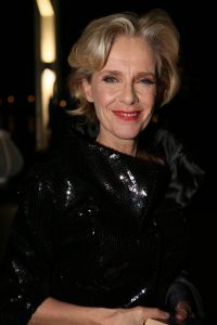 11-11-2012 SHOWBIZZ; ADDY VAN DE KROMMENACKER 10 JAAR HAUTE COUTURE.  In november 2002 presenteerde Addy van den Krommenacker zijn eerste couture ontwerpen tijdens de Beau Monde Awards in Amsterdam. Nu, 10 jaar later, kijken we terug op een decennium Addy van den Krommenacker met vele hoogtepunten in zijn succesvolle carriere. 

Addy viert dit jubileum met een grote Celebration Show op 11 november in The Harbour Club te Amsterdam. Dit is de eerste keer dat naast relaties, bekende Nederlanders en pers een catwalkshow van Addy ook toegankelijk is voor de consument. De show geeft een terugblik op de carriere van Addy van den Krommenacker en zal tevens een overzicht zijn van Addy s meest bekende creaties. Alle bewonderaars van Addy kunnen via de website www.addyvandenkrommenacker.nl een toegangskaart bemachtigen. De gasten ontvangen een goodie bag met onder andere een arrangement van Zwaluwhoeve Wellness resort en een haarproduct van L ANZA Healing Haircare.

Tijdens deze show vindt de lancering plaats van twee speciale collecties die Addy ter gelegenheid van zijn tienjarig jubileum heeft ontworpen. Voor zijn fans bij Steps ontwierp Addy de Addy for Steps Celebration Collection als toegift op de zeer succesvolle eenmalige voorjaarscollectie van afgelopen jaar. De collectie is genspireerd op highlights uit de carriere van Addy en bestaat uit feestelijke  must haves in de favoriete kleuren van de ontwerper; zwart, champagne en fuchsia. Na de show zal er voor de aanwezige consumenten een exclusieve voorverkoop zijn. Vanaf de dag na de Celebration Show is de collectie verkrijgbaar in geselecteerde Steps winkels in Nederland en Belgi. 

Daarnaast ontwierp Addy ook een Special Limited Celebration Collection  SLC collection  voor zijn pret a porter label Addy by Addy van den Krommenacker.
Foto: Albert den Iseger
