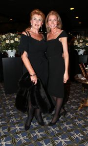 07-11-2012 SHOWBIZZ; SOPHIA LOREN IN HUIS TER DUIN NOORDWIJK AAN ZEE. In aanwezigheid  van SOPHIA LOREN - de legendarische filmster die sinds jaren het gezicht is van DAMIANI is- presenteert DAMIANI deze avond haar byzondere collectie juwelen.
foto: Albert den Iseger.