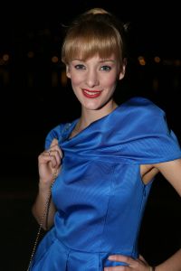 11-11-2012 SHOWBIZZ; ADDY VAN DE KROMMENACKER 10 JAAR HAUTE COUTURE.  In november 2002 presenteerde Addy van den Krommenacker zijn eerste couture ontwerpen tijdens de Beau Monde Awards in Amsterdam. Nu, 10 jaar later, kijken we terug op een decennium Addy van den Krommenacker met vele hoogtepunten in zijn succesvolle carriere. 

Addy viert dit jubileum met een grote Celebration Show op 11 november in The Harbour Club te Amsterdam. Dit is de eerste keer dat naast relaties, bekende Nederlanders en pers een catwalkshow van Addy ook toegankelijk is voor de consument. De show geeft een terugblik op de carriere van Addy van den Krommenacker en zal tevens een overzicht zijn van Addy s meest bekende creaties. Alle bewonderaars van Addy kunnen via de website www.addyvandenkrommenacker.nl een toegangskaart bemachtigen. De gasten ontvangen een goodie bag met onder andere een arrangement van Zwaluwhoeve Wellness resort en een haarproduct van L ANZA Healing Haircare.

Tijdens deze show vindt de lancering plaats van twee speciale collecties die Addy ter gelegenheid van zijn tienjarig jubileum heeft ontworpen. Voor zijn fans bij Steps ontwierp Addy de Addy for Steps Celebration Collection als toegift op de zeer succesvolle eenmalige voorjaarscollectie van afgelopen jaar. De collectie is genspireerd op highlights uit de carriere van Addy en bestaat uit feestelijke  must haves in de favoriete kleuren van de ontwerper; zwart, champagne en fuchsia. Na de show zal er voor de aanwezige consumenten een exclusieve voorverkoop zijn. Vanaf de dag na de Celebration Show is de collectie verkrijgbaar in geselecteerde Steps winkels in Nederland en Belgi. 

Daarnaast ontwierp Addy ook een Special Limited Celebration Collection  SLC collection  voor zijn pret a porter label Addy by Addy van den Krommenacker.
Foto: Albert den Iseger