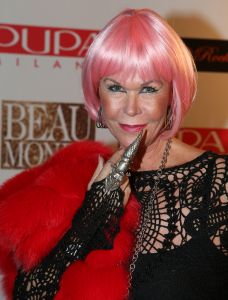 12-11-2012 SHOWBIZZ; BEAU MONDE AWARDS 2012 IN AMSTELHOTEL. Vandaag werden de BEAU MONDE AWARDS 2012 uitgereikt in het Amstel hotel. Tout bekend Nederland hulde zich vanavond in zijn of haar mooiste outfit met GLITTER ROCK. Sylvie van der Vaart won de style award, Ylaonthe Sneijder-Cabau won de Cover Award, Nikki Plesssen kreeg de meeste stemmen voor de Leco Look Award en Leotien van Moorsel ontvang de Make over Award.
foto: Albert den Iseger.