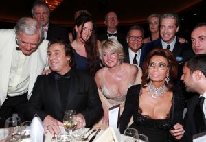 07-11-2012 SHOWBIZZ; SOPHIA LOREN IN HUIS TER DUIN NOORDWIJK AAN ZEE. In aanwezigheid van SOPHIA LOREN - de legendarische filmster die sinds jaren het gezicht is van DAMIANI is- presenteert DAMIANI deze avond haar byzondere collectie juwelen. 
foto: Albert den Iseger.
