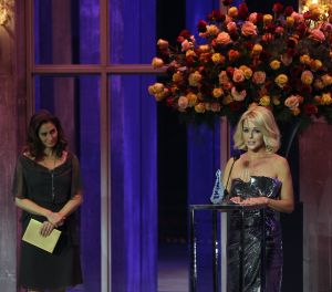 26-11-2013 SHOWBIZZ; MUSICAL AWARDS GROTE WINNAAR IS... HIJ GELOOFT IN MIJ. Hij gelooft in mij is op met MUSICAL AWARDS GALA uitgeroepen tot de beste musical van het jaar. Iedereen die maar iets te betekenen had in deze wereld was aanwezig. De grote afwezigen waren de familie HAZES.
foto: Albert den Iseger