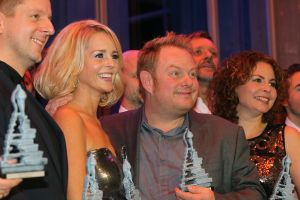26-11-2013 SHOWBIZZ; MUSICAL AWARDS GROTE WINNAAR IS... HIJ GELOOFT IN MIJ. Hij gelooft in mij is op met MUSICAL AWARDS GALA uitgeroepen tot de beste musical van het jaar. Iedereen die maar iets te betekenen had in deze wereld was aanwezig. De grote afwezigen waren de familie HAZES.
foto: Albert den Iseger