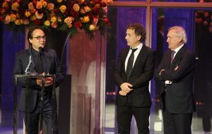 26-11-2013 SHOWBIZZ; MUSICAL AWARDS GROTE WINNAAR IS... HIJ GELOOFT IN MIJ. Hij gelooft in mij is op met MUSICAL AWARDS GALA uitgeroepen tot de beste musical van het jaar. Iedereen die maar iets te betekenen had in deze wereld was aanwezig. De grote afwezigen waren de familie HAZES.
foto: Albert den Iseger