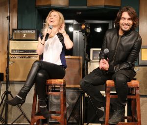 25-11-2013 SHOWBIZZ: ILSE DE LANGE EN WAYLON GAAN NAAR EUROVISIE SONGFESTIVAL 2014 IN DENEMARKEN.
Dat werd maandagmorgen bekend gemaakt bij de persconferentie in de Hilversumse Wisseloord studio.
Ilse DeLange en Waylon, die zichzelf The Common Linnets noemen, hopen het Eurovisie Songfestival te winnen met een country/bluegrass-nummer. Want dat is mooi en veelzijdig, zo liet de zangeres weten. De Common Linnets zijn er nog niet over uit welk nummer ze gaan zingen. We zijn nog bezig met schrijven.
De artiesten zijn niet van plan om een groot circus van hun optreden te maken. Ilse: Slechts twee stemmen, twee gitaartjes en je hart uitstorten.
Met The Common Linnets gaan Ilse en Waylon ook een album opnemen. Ze zijn al een paar keer naar Nashville geweest om daar liedjes te maken.
Vorig jaar deed Anouk mee aan het liedjesfestijn. Nederland werd toen negende.
Foto: Albert den Iseger.25-11-2013 SHOWBIZZ: ILSE DE LANGE EN WAYLON GAAN NAAR EUROVISIE SONGFESTIVAL 2014 IN DENEMARKEN.
Dat werd maandagmorgen bekend gemaakt bij de persconferentie in de Hilversumse Wisseloord studio.
Ilse DeLange en Waylon, die zichzelf The Common Linnets noemen, hopen het Eurovisie Songfestival te winnen met een country/bluegrass-nummer. Want dat is mooi en veelzijdig, zo liet de zangeres weten. De Common Linnets zijn er nog niet over uit welk nummer ze gaan zingen. We zijn nog bezig met schrijven.
De artiesten zijn niet van plan om een groot circus van hun optreden te maken. Ilse: Slechts twee stemmen, twee gitaartjes en je hart uitstorten.
Met The Common Linnets gaan Ilse en Waylon ook een album opnemen. Ze zijn al een paar keer naar Nashville geweest om daar liedjes te maken.
Vorig jaar deed Anouk mee aan het liedjesfestijn. Nederland werd toen negende.
Foto: Albert den Iseger.25-11-2013 SHOWBIZZ: ILSE DE LANGE EN WAYLON GAAN NAAR EUROVISIE SONGFESTIVAL 2014 IN DENEMARKEN.
Dat werd maandagmorgen bekend gemaakt bij de persconferentie in de Hilversumse Wisseloord studio.
Ilse DeLange en Waylon, die zichzelf The Common Linnets noemen, hopen het Eurovisie Songfestival te winnen met een country/bluegrass-nummer. Want dat is mooi en veelzijdig, zo liet de zangeres weten. De Common Linnets zijn er nog niet over uit welk nummer ze gaan zingen. We zijn nog bezig met schrijven.
De artiesten zijn niet van plan om een groot circus van hun optreden te maken. Ilse: Slechts twee stemmen, twee gitaartjes en je hart uitstorten.
Met The Common Linnets gaan Ilse en Waylon ook een album opnemen. Ze zijn al een paar keer naar Nashville geweest om daar liedjes te maken.
Vorig jaar deed Anouk mee aan het liedjesfestijn. Nederland werd toen negende.
Foto: Albert den Iseger.25-11-2013 SHOWBIZZ: ILSE DE LANGE EN WAYLON GAAN NAAR EUROVISIE SONGFESTIVAL 2014 IN DENEMARKEN.
Dat werd maandagmorgen bekend gemaakt bij de persconferentie in de Hilversumse Wisseloord studio.
Ilse DeLange en Waylon, die zichzelf The Common Linnets noemen, hopen het Eurovisie Songfestival te winnen met een country/bluegrass-nummer. Want dat is mooi en veelzijdig, zo liet de zangeres weten. De Common Linnets zijn er nog niet over uit welk nummer ze gaan zingen. We zijn nog bezig met schrijven.
De artiesten zijn niet van plan om een groot circus van hun optreden te maken. Ilse: Slechts twee stemmen, twee gitaartjes en je hart uitstorten.
Met The Common Linnets gaan Ilse en Waylon ook een album opnemen. Ze zijn al een paar keer naar Nashville geweest om daar liedjes te maken.
Vorig jaar deed Anouk mee aan het liedjesfestijn. Nederland werd toen negende.
Foto: Albert den Iseger.25-11-2013 SHOWBIZZ: ILSE DE LANGE EN WAYLON GAAN NAAR EUROVISIE SONGFESTIVAL 2014 IN DENEMARKEN.
Dat werd maandagmorgen bekend gemaakt bij de persconferentie in de Hilversumse Wisseloord studio.
Ilse DeLange en Waylon, die zichzelf The Common Linnets noemen, hopen het Eurovisie Songfestival te winnen met een country/bluegrass-nummer. Want dat is mooi en veelzijdig, zo liet de zangeres weten. De Common Linnets zijn er nog niet over uit welk nummer ze gaan zingen. We zijn nog bezig met schrijven.
De artiesten zijn niet van plan om een groot circus van hun optreden te maken. Ilse: Slechts twee stemmen, twee gitaartjes en je hart uitstorten.
Met The Common Linnets gaan Ilse en Waylon ook een album opnemen. Ze zijn al een paar keer naar Nashville geweest om daar liedjes te maken.
Vorig jaar deed Anouk mee aan het liedjesfestijn. Nederland werd toen negende.
Foto: Albert den Iseger.25-11-2013 SHOWBIZZ: ILSE DE LANGE EN WAYLON GAAN NAAR EUROVISIE SONGFESTIVAL 2014 IN DENEMARKEN.
Dat werd maandagmorgen bekend gemaakt bij de persconferentie in de Hilversumse Wisseloord studio.
Ilse DeLange en Waylon, die zichzelf The Common Linnets noemen, hopen het Eurovisie Songfestival te winnen met een country/bluegrass-nummer. Want dat is mooi en veelzijdig, zo liet de zangeres weten. De Common Linnets zijn er nog niet over uit welk nummer ze gaan zingen. We zijn nog bezig met schrijven.
De artiesten zijn niet van plan om een groot circus van hun optreden te maken. Ilse: Slechts twee stemmen, twee gitaartjes en je hart uitstorten.
Met The Common Linnets gaan Ilse en Waylon ook een album opnemen. Ze zijn al een paar keer naar Nashville geweest om daar liedjes te maken.
Vorig jaar deed Anouk mee aan het liedjesfestijn. Nederland werd toen negende.
Foto: Albert den Iseger.25-11-2013 SHOWBIZZ: ILSE DE LANGE EN WAYLON GAAN NAAR EUROVISIE SONGFESTIVAL 2014 IN DENEMARKEN.
Dat werd maandagmorgen bekend gemaakt bij de persconferentie in de Hilversumse Wisseloord studio.
Ilse DeLange en Waylon, die zichzelf The Common Linnets noemen, hopen het Eurovisie Songfestival te winnen met een country/bluegrass-nummer. Want dat is mooi en veelzijdig, zo liet de zangeres weten. De Common Linnets zijn er nog niet over uit welk nummer ze gaan zingen. We zijn nog bezig met schrijven.
De artiesten zijn niet van plan om een groot circus van hun optreden te maken. Ilse: Slechts twee stemmen, twee gitaartjes en je hart uitstorten.
Met The Common Linnets gaan Ilse en Waylon ook een album opnemen. Ze zijn al een paar keer naar Nashville geweest om daar liedjes te maken.
Vorig jaar deed Anouk mee aan het liedjesfestijn. Nederland werd toen negende.
Foto: Albert den Iseger.25-11-2013 SHOWBIZZ: ILSE DE LANGE EN WAYLON GAAN NAAR EUROVISIE SONGFESTIVAL 2014 IN DENEMARKEN.
Dat werd maandagmorgen bekend gemaakt bij de persconferentie in de Hilversumse Wisseloord studio.
Ilse DeLange en Waylon, die zichzelf The Common Linnets noemen, hopen het Eurovisie Songfestival te winnen met een country/bluegrass-nummer. Want dat is mooi en veelzijdig, zo liet de zangeres weten. De Common Linnets zijn er nog niet over uit welk nummer ze gaan zingen. We zijn nog bezig met schrijven.
De artiesten zijn niet van plan om een groot circus van hun optreden te maken. Ilse: Slechts twee stemmen, twee gitaartjes en je hart uitstorten.
Met The Common Linnets gaan Ilse en Waylon ook een album opnemen. Ze zijn al een paar keer naar Nashville geweest om daar liedjes te maken.
Vorig jaar deed Anouk mee aan het liedjesfestijn. Nederland werd toen negende.
Foto: Albert den Iseger.25-11-2013 SHOWBIZZ: ILSE DE LANGE EN WAYLON GAAN NAAR EUROVISIE SONGFESTIVAL 2014 IN DENEMARKEN.
Dat werd maandagmorgen bekend gemaakt bij de persconferentie in de Hilversumse Wisseloord studio.
Ilse DeLange en Waylon, die zichzelf The Common Linnets noemen, hopen het Eurovisie Songfestival te winnen met een country/bluegrass-nummer. Want dat is mooi en veelzijdig, zo liet de zangeres weten. De Common Linnets zijn er nog niet over uit welk nummer ze gaan zingen. We zijn nog bezig met schrijven.
De artiesten zijn niet van plan om een groot circus van hun optreden te maken. Ilse: Slechts twee stemmen, twee gitaartjes en je hart uitstorten.
Met The Common Linnets gaan Ilse en Waylon ook een album opnemen. Ze zijn al een paar keer naar Nashville geweest om daar liedjes te maken.
Vorig jaar deed Anouk mee aan het liedjesfestijn. Nederland werd toen negende.
Foto: Albert den Iseger.25-11-2013 SHOWBIZZ: ILSE DE LANGE EN WAYLON GAAN NAAR EUROVISIE SONGFESTIVAL 2014 IN DENEMARKEN.
Dat werd maandagmorgen bekend gemaakt bij de persconferentie in de Hilversumse Wisseloord studio.
Ilse DeLange en Waylon, die zichzelf The Common Linnets noemen, hopen het Eurovisie Songfestival te winnen met een country/bluegrass-nummer. Want dat is mooi en veelzijdig, zo liet de zangeres weten. De Common Linnets zijn er nog niet over uit welk nummer ze gaan zingen. We zijn nog bezig met schrijven.
De artiesten zijn niet van plan om een groot circus van hun optreden te maken. Ilse: Slechts twee stemmen, twee gitaartjes en je hart uitstorten.
Met The Common Linnets gaan Ilse en Waylon ook een album opnemen. Ze zijn al een paar keer naar Nashville geweest om daar liedjes te maken.
Vorig jaar deed Anouk mee aan het liedjesfestijn. Nederland werd toen negende.
Foto: Albert den Iseger.25-11-2013 SHOWBIZZ: ILSE DE LANGE EN WAYLON GAAN NAAR EUROVISIE SONGFESTIVAL 2014 IN DENEMARKEN.
Dat werd maandagmorgen bekend gemaakt bij de persconferentie in de Hilversumse Wisseloord studio.
Ilse DeLange en Waylon, die zichzelf The Common Linnets noemen, hopen het Eurovisie Songfestival te winnen met een country/bluegrass-nummer. Want dat is mooi en veelzijdig, zo liet de zangeres weten. De Common Linnets zijn er nog niet over uit welk nummer ze gaan zingen. We zijn nog bezig met schrijven.
De artiesten zijn niet van plan om een groot circus van hun optreden te maken. Ilse: Slechts twee stemmen, twee gitaartjes en je hart uitstorten.
Met The Common Linnets gaan Ilse en Waylon ook een album opnemen. Ze zijn al een paar keer naar Nashville geweest om daar liedjes te maken.
Vorig jaar deed Anouk mee aan het liedjesfestijn. Nederland werd toen negende.
Foto: Albert den Iseger.25-11-2013 SHOWBIZZ: ILSE DE LANGE EN WAYLON GAAN NAAR EUROVISIE SONGFESTIVAL 2014 IN DENEMARKEN.
Dat werd maandagmorgen bekend gemaakt bij de persconferentie in de Hilversumse Wisseloord studio.
Ilse DeLange en Waylon, die zichzelf The Common Linnets noemen, hopen het Eurovisie Songfestival te winnen met een country/bluegrass-nummer. Want dat is mooi en veelzijdig, zo liet de zangeres weten. De Common Linnets zijn er nog niet over uit welk nummer ze gaan zingen. We zijn nog bezig met schrijven.
De artiesten zijn niet van plan om een groot circus van hun optreden te maken. Ilse: Slechts twee stemmen, twee gitaartjes en je hart uitstorten.
Met The Common Linnets gaan Ilse en Waylon ook een album opnemen. Ze zijn al een paar keer naar Nashville geweest om daar liedjes te maken.
Vorig jaar deed Anouk mee aan het liedjesfestijn. Nederland werd toen negende.
Foto: Albert den Iseger.