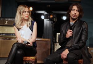 25-11-2013 SHOWBIZZ: ILSE DE LANGE EN WAYLON GAAN NAAR EUROVISIE SONGFESTIVAL 2014 IN DENEMARKEN.
Dat werd maandagmorgen bekend gemaakt bij de persconferentie in de Hilversumse Wisseloord studio.
Ilse DeLange en Waylon, die zichzelf The Common Linnets noemen, hopen het Eurovisie Songfestival te winnen met een country/bluegrass-nummer. Want dat is mooi en veelzijdig, zo liet de zangeres weten. De Common Linnets zijn er nog niet over uit welk nummer ze gaan zingen. We zijn nog bezig met schrijven.
De artiesten zijn niet van plan om een groot circus van hun optreden te maken. Ilse: Slechts twee stemmen, twee gitaartjes en je hart uitstorten.
Met The Common Linnets gaan Ilse en Waylon ook een album opnemen. Ze zijn al een paar keer naar Nashville geweest om daar liedjes te maken.
Vorig jaar deed Anouk mee aan het liedjesfestijn. Nederland werd toen negende.
Foto: Albert den Iseger.25-11-2013 SHOWBIZZ: ILSE DE LANGE EN WAYLON GAAN NAAR EUROVISIE SONGFESTIVAL 2014 IN DENEMARKEN.
Dat werd maandagmorgen bekend gemaakt bij de persconferentie in de Hilversumse Wisseloord studio.
Ilse DeLange en Waylon, die zichzelf The Common Linnets noemen, hopen het Eurovisie Songfestival te winnen met een country/bluegrass-nummer. Want dat is mooi en veelzijdig, zo liet de zangeres weten. De Common Linnets zijn er nog niet over uit welk nummer ze gaan zingen. We zijn nog bezig met schrijven.
De artiesten zijn niet van plan om een groot circus van hun optreden te maken. Ilse: Slechts twee stemmen, twee gitaartjes en je hart uitstorten.
Met The Common Linnets gaan Ilse en Waylon ook een album opnemen. Ze zijn al een paar keer naar Nashville geweest om daar liedjes te maken.
Vorig jaar deed Anouk mee aan het liedjesfestijn. Nederland werd toen negende.
Foto: Albert den Iseger.25-11-2013 SHOWBIZZ: ILSE DE LANGE EN WAYLON GAAN NAAR EUROVISIE SONGFESTIVAL 2014 IN DENEMARKEN.
Dat werd maandagmorgen bekend gemaakt bij de persconferentie in de Hilversumse Wisseloord studio.
Ilse DeLange en Waylon, die zichzelf The Common Linnets noemen, hopen het Eurovisie Songfestival te winnen met een country/bluegrass-nummer. Want dat is mooi en veelzijdig, zo liet de zangeres weten. De Common Linnets zijn er nog niet over uit welk nummer ze gaan zingen. We zijn nog bezig met schrijven.
De artiesten zijn niet van plan om een groot circus van hun optreden te maken. Ilse: Slechts twee stemmen, twee gitaartjes en je hart uitstorten.
Met The Common Linnets gaan Ilse en Waylon ook een album opnemen. Ze zijn al een paar keer naar Nashville geweest om daar liedjes te maken.
Vorig jaar deed Anouk mee aan het liedjesfestijn. Nederland werd toen negende.
Foto: Albert den Iseger.25-11-2013 SHOWBIZZ: ILSE DE LANGE EN WAYLON GAAN NAAR EUROVISIE SONGFESTIVAL 2014 IN DENEMARKEN.
Dat werd maandagmorgen bekend gemaakt bij de persconferentie in de Hilversumse Wisseloord studio.
Ilse DeLange en Waylon, die zichzelf The Common Linnets noemen, hopen het Eurovisie Songfestival te winnen met een country/bluegrass-nummer. Want dat is mooi en veelzijdig, zo liet de zangeres weten. De Common Linnets zijn er nog niet over uit welk nummer ze gaan zingen. We zijn nog bezig met schrijven.
De artiesten zijn niet van plan om een groot circus van hun optreden te maken. Ilse: Slechts twee stemmen, twee gitaartjes en je hart uitstorten.
Met The Common Linnets gaan Ilse en Waylon ook een album opnemen. Ze zijn al een paar keer naar Nashville geweest om daar liedjes te maken.
Vorig jaar deed Anouk mee aan het liedjesfestijn. Nederland werd toen negende.
Foto: Albert den Iseger.25-11-2013 SHOWBIZZ: ILSE DE LANGE EN WAYLON GAAN NAAR EUROVISIE SONGFESTIVAL 2014 IN DENEMARKEN.
Dat werd maandagmorgen bekend gemaakt bij de persconferentie in de Hilversumse Wisseloord studio.
Ilse DeLange en Waylon, die zichzelf The Common Linnets noemen, hopen het Eurovisie Songfestival te winnen met een country/bluegrass-nummer. Want dat is mooi en veelzijdig, zo liet de zangeres weten. De Common Linnets zijn er nog niet over uit welk nummer ze gaan zingen. We zijn nog bezig met schrijven.
De artiesten zijn niet van plan om een groot circus van hun optreden te maken. Ilse: Slechts twee stemmen, twee gitaartjes en je hart uitstorten.
Met The Common Linnets gaan Ilse en Waylon ook een album opnemen. Ze zijn al een paar keer naar Nashville geweest om daar liedjes te maken.
Vorig jaar deed Anouk mee aan het liedjesfestijn. Nederland werd toen negende.
Foto: Albert den Iseger.25-11-2013 SHOWBIZZ: ILSE DE LANGE EN WAYLON GAAN NAAR EUROVISIE SONGFESTIVAL 2014 IN DENEMARKEN.
Dat werd maandagmorgen bekend gemaakt bij de persconferentie in de Hilversumse Wisseloord studio.
Ilse DeLange en Waylon, die zichzelf The Common Linnets noemen, hopen het Eurovisie Songfestival te winnen met een country/bluegrass-nummer. Want dat is mooi en veelzijdig, zo liet de zangeres weten. De Common Linnets zijn er nog niet over uit welk nummer ze gaan zingen. We zijn nog bezig met schrijven.
De artiesten zijn niet van plan om een groot circus van hun optreden te maken. Ilse: Slechts twee stemmen, twee gitaartjes en je hart uitstorten.
Met The Common Linnets gaan Ilse en Waylon ook een album opnemen. Ze zijn al een paar keer naar Nashville geweest om daar liedjes te maken.
Vorig jaar deed Anouk mee aan het liedjesfestijn. Nederland werd toen negende.
Foto: Albert den Iseger.25-11-2013 SHOWBIZZ: ILSE DE LANGE EN WAYLON GAAN NAAR EUROVISIE SONGFESTIVAL 2014 IN DENEMARKEN.
Dat werd maandagmorgen bekend gemaakt bij de persconferentie in de Hilversumse Wisseloord studio.
Ilse DeLange en Waylon, die zichzelf The Common Linnets noemen, hopen het Eurovisie Songfestival te winnen met een country/bluegrass-nummer. Want dat is mooi en veelzijdig, zo liet de zangeres weten. De Common Linnets zijn er nog niet over uit welk nummer ze gaan zingen. We zijn nog bezig met schrijven.
De artiesten zijn niet van plan om een groot circus van hun optreden te maken. Ilse: Slechts twee stemmen, twee gitaartjes en je hart uitstorten.
Met The Common Linnets gaan Ilse en Waylon ook een album opnemen. Ze zijn al een paar keer naar Nashville geweest om daar liedjes te maken.
Vorig jaar deed Anouk mee aan het liedjesfestijn. Nederland werd toen negende.
Foto: Albert den Iseger.25-11-2013 SHOWBIZZ: ILSE DE LANGE EN WAYLON GAAN NAAR EUROVISIE SONGFESTIVAL 2014 IN DENEMARKEN.
Dat werd maandagmorgen bekend gemaakt bij de persconferentie in de Hilversumse Wisseloord studio.
Ilse DeLange en Waylon, die zichzelf The Common Linnets noemen, hopen het Eurovisie Songfestival te winnen met een country/bluegrass-nummer. Want dat is mooi en veelzijdig, zo liet de zangeres weten. De Common Linnets zijn er nog niet over uit welk nummer ze gaan zingen. We zijn nog bezig met schrijven.
De artiesten zijn niet van plan om een groot circus van hun optreden te maken. Ilse: Slechts twee stemmen, twee gitaartjes en je hart uitstorten.
Met The Common Linnets gaan Ilse en Waylon ook een album opnemen. Ze zijn al een paar keer naar Nashville geweest om daar liedjes te maken.
Vorig jaar deed Anouk mee aan het liedjesfestijn. Nederland werd toen negende.
Foto: Albert den Iseger.25-11-2013 SHOWBIZZ: ILSE DE LANGE EN WAYLON GAAN NAAR EUROVISIE SONGFESTIVAL 2014 IN DENEMARKEN.
Dat werd maandagmorgen bekend gemaakt bij de persconferentie in de Hilversumse Wisseloord studio.
Ilse DeLange en Waylon, die zichzelf The Common Linnets noemen, hopen het Eurovisie Songfestival te winnen met een country/bluegrass-nummer. Want dat is mooi en veelzijdig, zo liet de zangeres weten. De Common Linnets zijn er nog niet over uit welk nummer ze gaan zingen. We zijn nog bezig met schrijven.
De artiesten zijn niet van plan om een groot circus van hun optreden te maken. Ilse: Slechts twee stemmen, twee gitaartjes en je hart uitstorten.
Met The Common Linnets gaan Ilse en Waylon ook een album opnemen. Ze zijn al een paar keer naar Nashville geweest om daar liedjes te maken.
Vorig jaar deed Anouk mee aan het liedjesfestijn. Nederland werd toen negende.
Foto: Albert den Iseger.25-11-2013 SHOWBIZZ: ILSE DE LANGE EN WAYLON GAAN NAAR EUROVISIE SONGFESTIVAL 2014 IN DENEMARKEN.
Dat werd maandagmorgen bekend gemaakt bij de persconferentie in de Hilversumse Wisseloord studio.
Ilse DeLange en Waylon, die zichzelf The Common Linnets noemen, hopen het Eurovisie Songfestival te winnen met een country/bluegrass-nummer. Want dat is mooi en veelzijdig, zo liet de zangeres weten. De Common Linnets zijn er nog niet over uit welk nummer ze gaan zingen. We zijn nog bezig met schrijven.
De artiesten zijn niet van plan om een groot circus van hun optreden te maken. Ilse: Slechts twee stemmen, twee gitaartjes en je hart uitstorten.
Met The Common Linnets gaan Ilse en Waylon ook een album opnemen. Ze zijn al een paar keer naar Nashville geweest om daar liedjes te maken.
Vorig jaar deed Anouk mee aan het liedjesfestijn. Nederland werd toen negende.
Foto: Albert den Iseger.25-11-2013 SHOWBIZZ: ILSE DE LANGE EN WAYLON GAAN NAAR EUROVISIE SONGFESTIVAL 2014 IN DENEMARKEN.
Dat werd maandagmorgen bekend gemaakt bij de persconferentie in de Hilversumse Wisseloord studio.
Ilse DeLange en Waylon, die zichzelf The Common Linnets noemen, hopen het Eurovisie Songfestival te winnen met een country/bluegrass-nummer. Want dat is mooi en veelzijdig, zo liet de zangeres weten. De Common Linnets zijn er nog niet over uit welk nummer ze gaan zingen. We zijn nog bezig met schrijven.
De artiesten zijn niet van plan om een groot circus van hun optreden te maken. Ilse: Slechts twee stemmen, twee gitaartjes en je hart uitstorten.
Met The Common Linnets gaan Ilse en Waylon ook een album opnemen. Ze zijn al een paar keer naar Nashville geweest om daar liedjes te maken.
Vorig jaar deed Anouk mee aan het liedjesfestijn. Nederland werd toen negende.
Foto: Albert den Iseger.25-11-2013 SHOWBIZZ: ILSE DE LANGE EN WAYLON GAAN NAAR EUROVISIE SONGFESTIVAL 2014 IN DENEMARKEN.
Dat werd maandagmorgen bekend gemaakt bij de persconferentie in de Hilversumse Wisseloord studio.
Ilse DeLange en Waylon, die zichzelf The Common Linnets noemen, hopen het Eurovisie Songfestival te winnen met een country/bluegrass-nummer. Want dat is mooi en veelzijdig, zo liet de zangeres weten. De Common Linnets zijn er nog niet over uit welk nummer ze gaan zingen. We zijn nog bezig met schrijven.
De artiesten zijn niet van plan om een groot circus van hun optreden te maken. Ilse: Slechts twee stemmen, twee gitaartjes en je hart uitstorten.
Met The Common Linnets gaan Ilse en Waylon ook een album opnemen. Ze zijn al een paar keer naar Nashville geweest om daar liedjes te maken.
Vorig jaar deed Anouk mee aan het liedjesfestijn. Nederland werd toen negende.
Foto: Albert den Iseger.25-11-2013 SHOWBIZZ: ILSE DE LANGE EN WAYLON GAAN NAAR EUROVISIE SONGFESTIVAL 2014 IN DENEMARKEN.
Dat werd maandagmorgen bekend gemaakt bij de persconferentie in de Hilversumse Wisseloord studio.
Ilse DeLange en Waylon, die zichzelf The Common Linnets noemen, hopen het Eurovisie Songfestival te winnen met een country/bluegrass-nummer. Want dat is mooi en veelzijdig, zo liet de zangeres weten. De Common Linnets zijn er nog niet over uit welk nummer ze gaan zingen. We zijn nog bezig met schrijven.
De artiesten zijn niet van plan om een groot circus van hun optreden te maken. Ilse: Slechts twee stemmen, twee gitaartjes en je hart uitstorten.
Met The Common Linnets gaan Ilse en Waylon ook een album opnemen. Ze zijn al een paar keer naar Nashville geweest om daar liedjes te maken.
Vorig jaar deed Anouk mee aan het liedjesfestijn. Nederland werd toen negende.
Foto: Albert den Iseger.25-11-2013 SHOWBIZZ: ILSE DE LANGE EN WAYLON GAAN NAAR EUROVISIE SONGFESTIVAL 2014 IN DENEMARKEN.
Dat werd maandagmorgen bekend gemaakt bij de persconferentie in de Hilversumse Wisseloord studio.
Ilse DeLange en Waylon, die zichzelf The Common Linnets noemen, hopen het Eurovisie Songfestival te winnen met een country/bluegrass-nummer. Want dat is mooi en veelzijdig, zo liet de zangeres weten. De Common Linnets zijn er nog niet over uit welk nummer ze gaan zingen. We zijn nog bezig met schrijven.
De artiesten zijn niet van plan om een groot circus van hun optreden te maken. Ilse: Slechts twee stemmen, twee gitaartjes en je hart uitstorten.
Met The Common Linnets gaan Ilse en Waylon ook een album opnemen. Ze zijn al een paar keer naar Nashville geweest om daar liedjes te maken.
Vorig jaar deed Anouk mee aan het liedjesfestijn. Nederland werd toen negende.
Foto: Albert den Iseger.25-11-2013 SHOWBIZZ: ILSE DE LANGE EN WAYLON GAAN NAAR EUROVISIE SONGFESTIVAL 2014 IN DENEMARKEN.
Dat werd maandagmorgen bekend gemaakt bij de persconferentie in de Hilversumse Wisseloord studio.
Ilse DeLange en Waylon, die zichzelf The Common Linnets noemen, hopen het Eurovisie Songfestival te winnen met een country/bluegrass-nummer. Want dat is mooi en veelzijdig, zo liet de zangeres weten. De Common Linnets zijn er nog niet over uit welk nummer ze gaan zingen. We zijn nog bezig met schrijven.
De artiesten zijn niet van plan om een groot circus van hun optreden te maken. Ilse: Slechts twee stemmen, twee gitaartjes en je hart uitstorten.
Met The Common Linnets gaan Ilse en Waylon ook een album opnemen. Ze zijn al een paar keer naar Nashville geweest om daar liedjes te maken.
Vorig jaar deed Anouk mee aan het liedjesfestijn. Nederland werd toen negende.
Foto: Albert den Iseger.