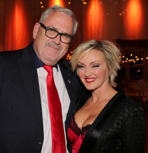 26-11-2013 SHOWBIZZ; MUSICAL AWARDS GROTE WINNAAR IS... HIJ GELOOFT IN MIJ. Hij gelooft in mij is op met MUSICAL AWARDS GALA uitgeroepen tot de beste musical van het jaar. Iedereen die maar iets te betekenen had in deze wereld was aanwezig. De grote afwezigen waren de familie HAZES.
foto: Albert den Iseger