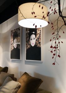 18-11-2013 SHOWBIZZ; MICKY HOOGENDIJK EXPOSEERT IN AMSTERDAM MAAR TEGEN ANDY WARHOL PRIJZEN. De expositie hangt bij Baden-Baden in Amsterdam. Het ziet er prachtig uit maar te veel geshopt en veel te duur volgens kenners.
foto: Albert den Iseger