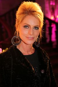 12-11-2013 SHOWBIZZ; BEAU MONDE AWARDS 2013. Winnaressen waren Nicolette van Dam-Toprak Yalciner-Daphne Deckers-Yvonne Coldeweijer. De BN ers waren weer massaal naar het Amstel hotel gekomen  om de mooiste dames en hun outfits te bewonderen. foto- Albert den Iseger .