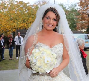 08-11-2013 SHOWBIZZ; SIENEKE PETERS TROUWDE HAAR GROTE LIEFDE JAN BAUM.
foto; Albert den Iseger