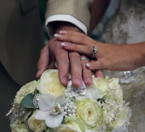 08-11-2013 SHOWBIZZ; SIENEKE PETERS TROUWDE HAAR GROTE LIEFDE JAN BAUM.
foto; Albert den Iseger