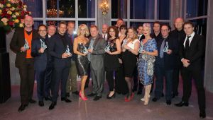 26-11-2013 SHOWBIZZ; MUSICAL AWARDS GROTE WINNAAR IS... HIJ GELOOFT IN MIJ. Hij gelooft in mij is op met MUSICAL AWARDS GALA uitgeroepen tot de beste musical van het jaar. Iedereen die maar iets te betekenen had in deze wereld was aanwezig. De grote afwezigen waren de familie HAZES.
foto: Albert den Iseger