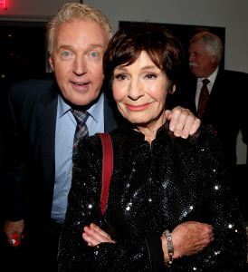 18-11-2014 SHOWBIZZ; ANDRE VAN DUIN OP ZIJN EIGEN GALA ANDRE VAN DUIN 50. Andre kreeg oa. de Frans Banninck penning van burgemeester Eberhard van der Laan. Vele gasten waren aanwezig op het gala voor Andre. foto: Albert den Iseger