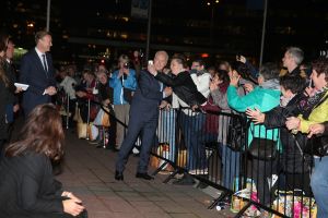 18-11-2014 SHOWBIZZ; ANDRE VAN DUIN OP ZIJN EIGEN GALA ANDRE VAN DUIN 50. Andre kreeg oa. de Frans Banninck penning van burgemeester Eberhard van der Laan. Vele gasten waren aanwezig op het gala voor Andre.
foto: Albert den Iseger