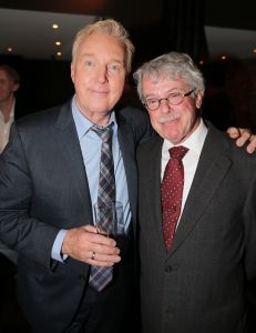 18-11-2014 SHOWBIZZ; ANDRE VAN DUIN OP ZIJN EIGEN GALA ANDRE VAN DUIN 50. Andre kreeg oa. de Frans Banninck penning van burgemeester Eberhard van der Laan. Vele gasten waren aanwezig op het gala voor Andre.
foto: Albert den Iseger