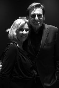 18-11-2014 SHOWBIZZ; ANDRE VAN DUIN OP ZIJN EIGEN GALA ANDRE VAN DUIN 50. Andre kreeg oa. de Frans Banninck penning van burgemeester Eberhard van der Laan. Vele gasten waren aanwezig op het gala voor Andre. foto: Albert den Iseger