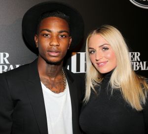 15-11-2014 SHOWBIZZ; LIFE AFTER FOOTBALL FASHION PLAYER AWARD 2014. Genomineerd waren NIGEL DE JONG-ELJERO ELIA EN RUUD BOYMANS. NIgel de Jong won de award en werd direct gefeliciteerd door zijn beeldschone vrouw Winonah de Jong. Het feest duurde tot 5 uur in de morgen. De lokatie HARBOUR CLUB AMSTERDAM.
foto: Albert den Iseger