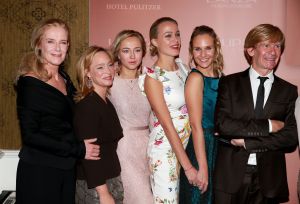 20-11-2014 SHOWBIZZ; ADDY VAN DEN KROMMENACKER GAAT DINEREN MET VRIENDINNEN.
foto: Albert den Iseger