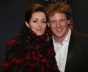 18-11-2014 SHOWBIZZ; ANDRE VAN DUIN OP ZIJN EIGEN GALA ANDRE VAN DUIN 50. Andre kreeg oa. de Frans Banninck penning van burgemeester Eberhard van der Laan. Vele gasten waren aanwezig op het gala voor Andre. foto: Albert den Iseger