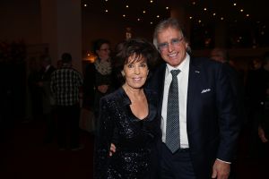 18-11-2014 SHOWBIZZ; ANDRE VAN DUIN OP ZIJN EIGEN GALA ANDRE VAN DUIN 50. Andre kreeg oa. de Frans Banninck penning van burgemeester Eberhard van der Laan. Vele gasten waren aanwezig op het gala voor Andre.
foto: Albert den Iseger