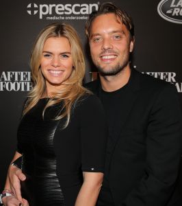 15-11-2014 SHOWBIZZ; LIFE AFTER FOOTBALL FASHION PLAYER AWARD 2014. Genomineerd waren NIGEL DE JONG-ELJERO ELIA EN RUUD BOYMANS. NIgel de Jong won de award en werd direct gefeliciteerd door zijn beeldschone vrouw Winonah de Jong. Het feest duurde tot 5 uur in de morgen. De lokatie HARBOUR CLUB AMSTERDAM.
foto: Albert den Iseger