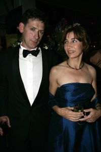 23-10-2005 SHOWBIZZ; JAN SMIT WINT 40STE TELEVIZIER -RING. Het publiek heeft gestemd en niet een academie van hoge heren en wijze dames. Jan Smit won de 40ste ring voor zijn programma Gewoon Jan Smit.Verdere winnaars waren Wendy van Dijk won dit jaar een Zilveren Televizier ster, Sipke Jan Bousema een Gouden Stuiver en Jochem van Gelder won ook een zilveren ster. Vele bekenden uit de TV wereld waren aanwezig en het was ook een gala van de mooiste jurken. 
foto: Albert den Iseger