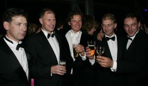 23-10-2005 SHOWBIZZ; JAN SMIT WINT 40STE TELEVIZIER -RING. Het publiek heeft gestemd en niet een academie van hoge heren en wijze dames. Jan Smit won de 40ste ring voor zijn programma Gewoon Jan Smit.Verdere winnaars waren Wendy van Dijk won dit jaar een Zilveren Televizier ster, Sipke Jan Bousema een Gouden Stuiver en Jochem van Gelder won ook een zilveren ster. Vele bekenden uit de TV wereld waren aanwezig en het was ook een gala van de mooiste jurken. 
foto: Albert den Iseger