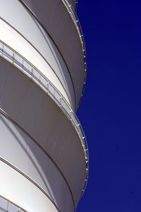 04-10-2005 ARCHITECTEUR: ENIGSTE 7 STERREN HOTEL TER WERELD HET BURJ AL ARAB HOTEL IN DUBAI.Exclusieve fotoserie van dit 7 sterren hotel te Dubai, ook  foto\'s van het interieur van een van werelds mooiste hotels.
foto\'s Albert den Iseger.
