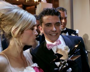 23-10-2005 SHOWBIZZ; JAN SMIT WINT 40STE TELEVIZIER -RING. Het publiek heeft gestemd en niet een academie van hoge heren en wijze dames. Jan Smit won de 40ste ring voor zijn programma Gewoon Jan Smit.Verdere winnaars waren Wendy van Dijk won dit jaar een Zilveren Televizier ster, Sipke Jan Bousema een Gouden Stuiver en Jochem van Gelder won ook een zilveren ster. Vele bekenden uit de TV wereld waren aanwezig en het was ook een gala van de mooiste jurken. 
foto: Albert den Iseger