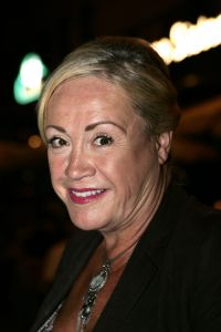 05-09-2005 SHOWBIZZ; PREMIERE VAN DE FILM SCHNITZEL PARADIJS TE AMSTERDAM.Vele bekenden waren nieuwsgierig naar deze nieuwe nederlandse filmproduktie.
foto.Albert den Iseger