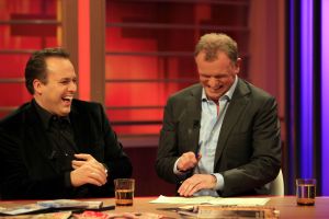 18-10-2006 SHOWBIZZ; ENTERTAINMENT LIVE MET FRANS BAUER ALS PRESENTATOR. Frans Bauer vandaag in Entertainment Live als presentator naast Evert Santegoeds en Sjimmy Bruijninckx.
foto: Albert den Iseger.