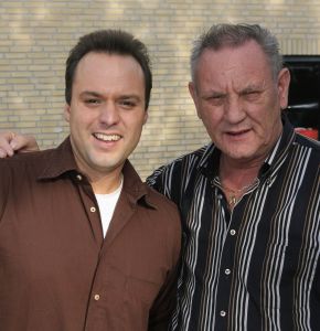 08-10-2006 SHOWBIZZ; JANTJE BAUER WORDT VANDAAG 4 JAAR EN VIERT DAT MET GEHELE FAMILIE. Op een grote speelplaats de Belhamel viert Jantje Bauer vandaag zijn 4de verjaardag.
foto: Albert den Iseger.