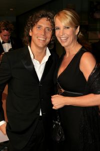20-10-2006 SHOWBIZZ; UITREIKING VAN GOUDEN TELEVIZIERRING 2006.Vandaag vondt de uitreiking plaats van de Televizier ring 2006, winnaars van de gouden ring waren de Lama s, zilveren televizier ring voor Yvon Jaspers,  zilveren televizier-ster Paul de Leeuw en de gouden stuiver ging naar AVRO Junior songfestival Tooske Ragas.
foto: Albert den Iseger.