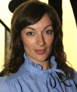 27-10-2006 SHOWBIZZ; PREMIERE VAN TONEELSTUK SEXUAL PERVERSITY. MTV en REP producties presenteerden de premiere van het gedurfde toneelstuk Sexual Perversity met Birgit Schuurman_Johnny de Mol_Gijs Naber en Jelka van Houten. Het stuk gaat over geven en nemen en je durven overgeven in een relatie, in een tijd waar je wordt overspoelt met seks,decadentie en losbandigheid. De premiere werd bezocht door tal van BNers oa. Katja Schuurman-Dinand Woesthoff-Sjoerd Pleijsier-Huub Stapel-Ellen van Damme-Carice van Houten-Percy-Winston Post en nog vele anderen. 
foto: Albert den Iseger
