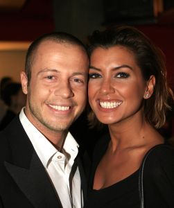 27-10-2006 SHOWBIZZ; PREMIERE VAN TONEELSTUK SEXUAL PERVERSITY. MTV en REP producties presenteerden de premiere van het gedurfde toneelstuk Sexual Perversity met Birgit Schuurman_Johnny de Mol_Gijs Naber en Jelka van Houten. Het stuk gaat over geven en nemen en je durven overgeven in een relatie, in een tijd waar je wordt overspoelt met seks,decadentie en losbandigheid. De premiere werd bezocht door tal van BNers oa. Katja Schuurman-Dinand Woesthoff-Sjoerd Pleijsier-Huub Stapel-Ellen van Damme-Carice van Houten-Percy-Winston Post en nog vele anderen.
foto: Albert den Iseger