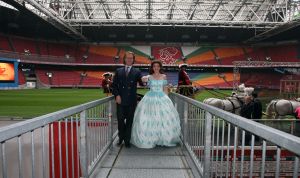 01-11-2007 SHOWBIZZ; 57 JARIGE ANDRE RIEU BEGINT AAN WERELD TOURNEE. In 2008 gaat Andre Rieu met het Johan Strauss Orkest en meer dan 500 medewerkers beginnen aan een korte wereld tournee waar hij ook de Amsterdamde Arene zal aandoen.
foto: Albert den Iseger