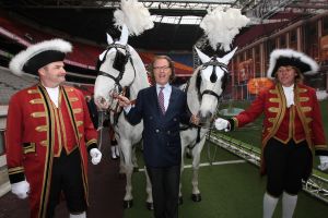 01-11-2007 SHOWBIZZ; 57 JARIGE ANDRE RIEU BEGINT AAN WERELD TOURNEE. In 2008 gaat Andre Rieu met het Johan Strauss Orkest en meer dan 500 medewerkers beginnen aan een korte wereld tournee waar hij ook de Amsterdamde Arene zal aandoen.
foto: Albert den Iseger