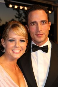 10-10-2007 SHOWBIZZ; PREMIERE VAN CISKE DE RAT EN WEERZIEN VAN BEATRIX MET DANNY DE MUNK NA 23 JAAR. Na 23 jaar was het voor Danny de Munk een weerzien met Koningin Beatrix in Theater Carre. Heel bekend Nederland was naar het theater aan de Amstel gekomen oa. Andre van Duin - Angela Schijf- Anita Witzier- Berend Boudewijn en Martine Bijl- Jeroen Krabbe-Caroline Tensen met Peter Gallas- Willeke Alberti-Linda de Mol-Gordon-Burgemeester Cohn-J.P.Balkenende-Chantal Janzen en nieuwe liefde Marco-Gijs Staverman-Henny Vrienten enz.De Koningin maakte een grappige opmerking aan Ciske de rat alias Dave Dekker, ik vond het Toppie, echt waar. Deze week een uitgebreid verslag in weekblad Prive.
foto: Albert den Iseger.